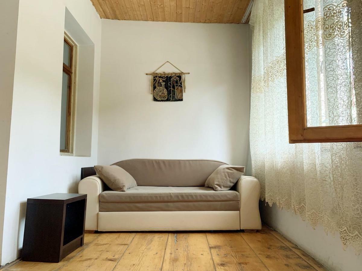 Guest House Lela Mestia Zewnętrze zdjęcie